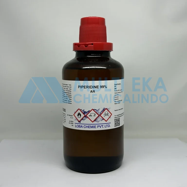 Piperidine 99% AR